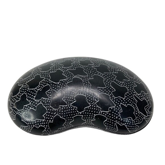 Genuine ‎ Soapstone hand carved black & White Jewelry Trinket Box Vtg - Picture 1 of 6